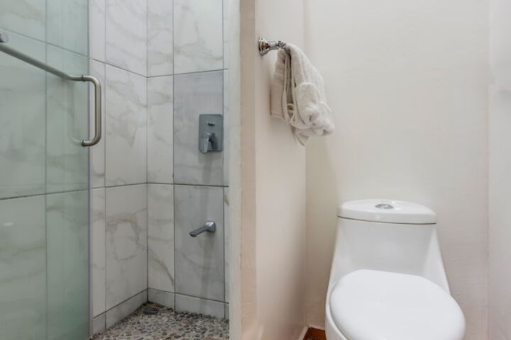 Room 15 of 52