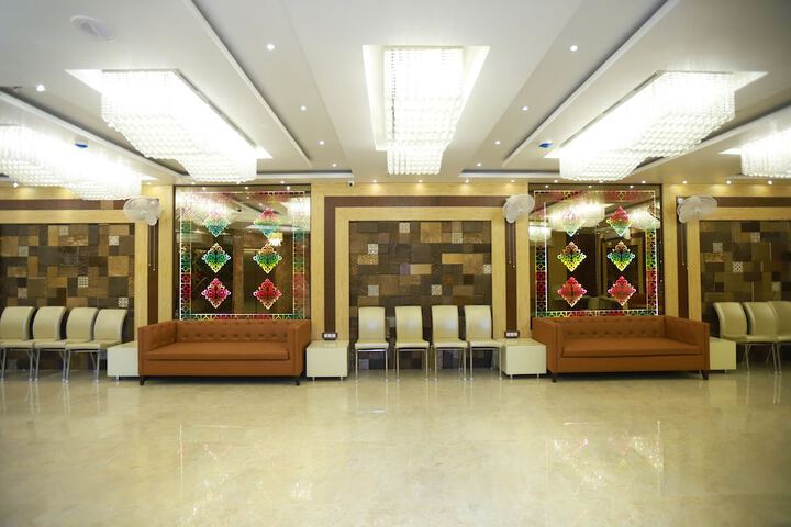 Hotel Interior 4 of 33