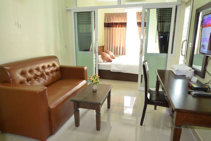 Room 12 of 47
