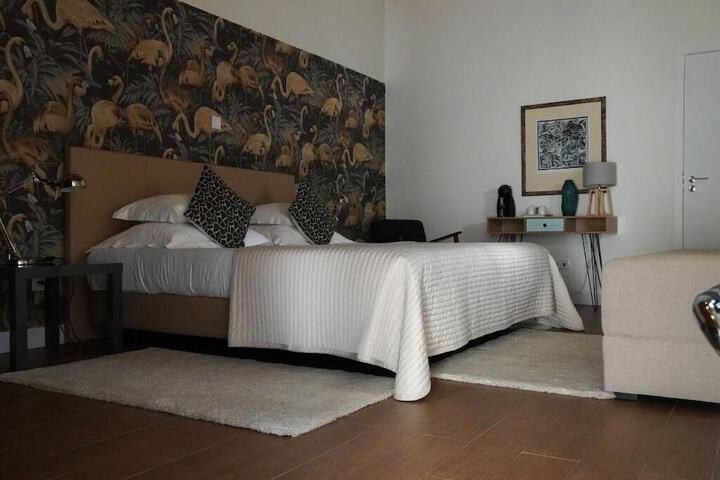 Room 4 of 51