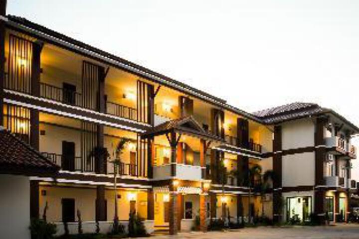 Hotel 8 of 23