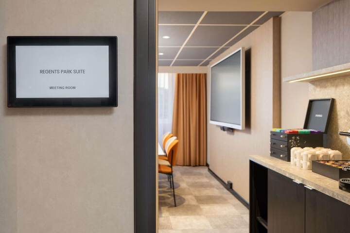 Hotel Interior 29 of 113