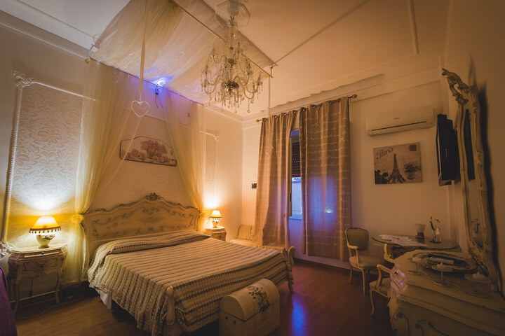 Room 11 of 67