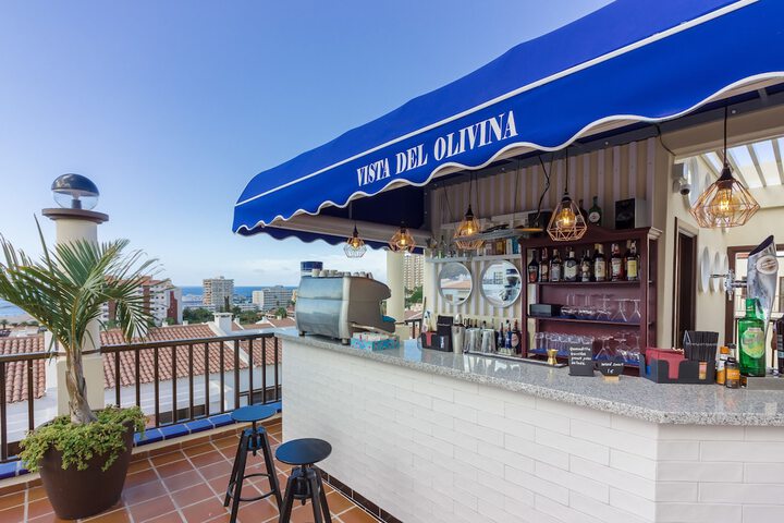Snack bar