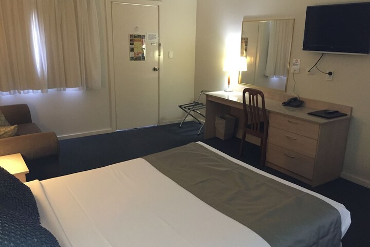 Room 9 of 45