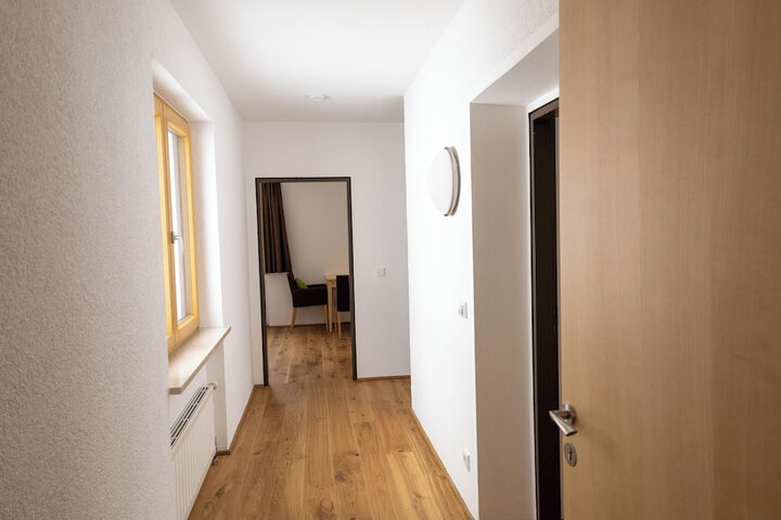 Room 34 of 47