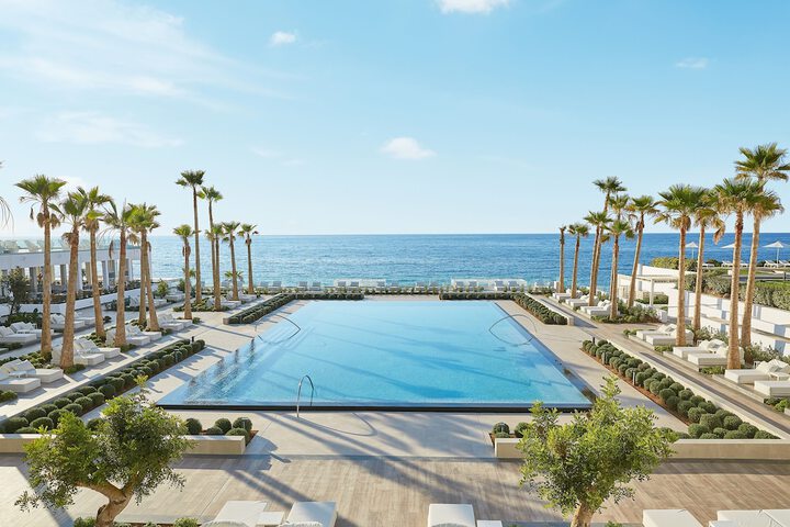 Exterior of Grecotel LUX ME White