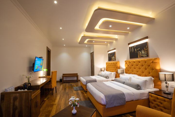 Room 30 of 59