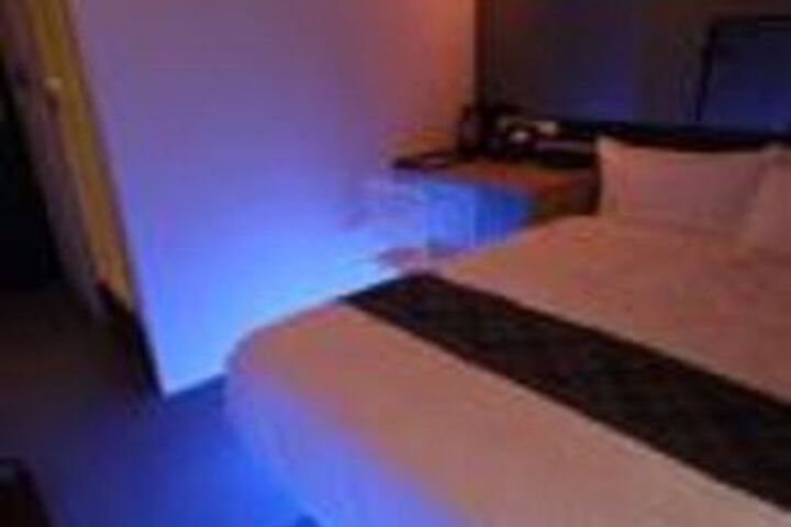 Hotel Suite Photo