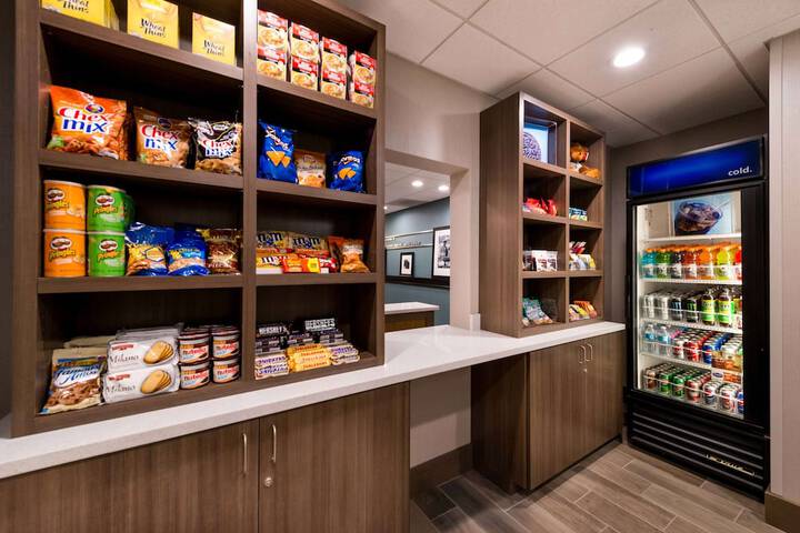 Snack bar