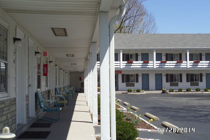 Property Grounds 17 of 19