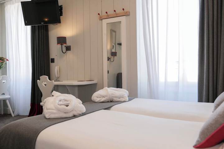 Room 21 of 39