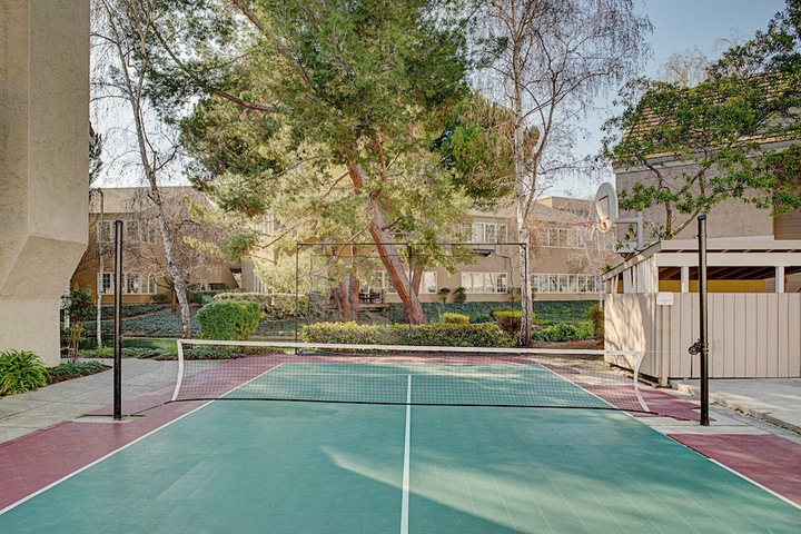 Tennis court
