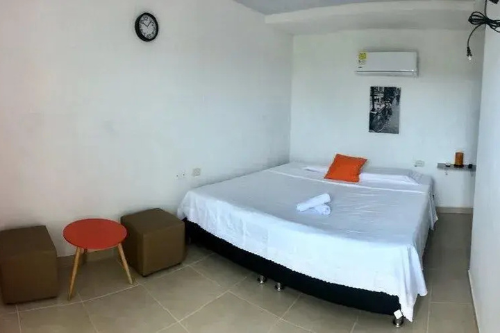 Room 3 of 15