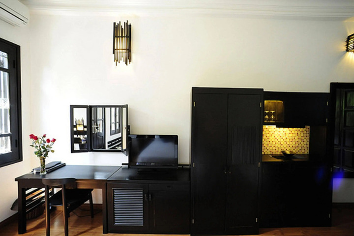 Photo 2