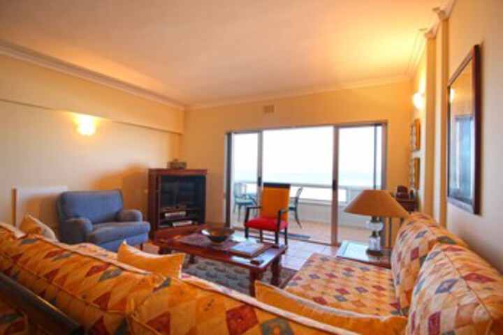 Room 10 of 20