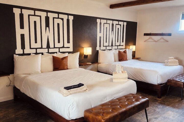 Room 20 of 43