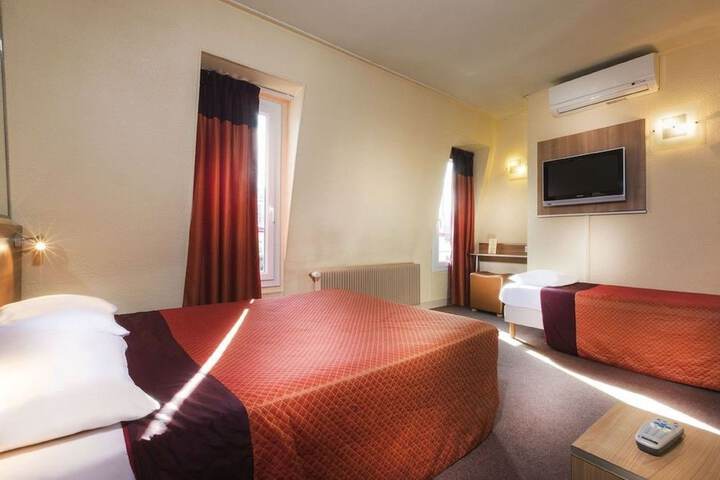 Room 20 of 62