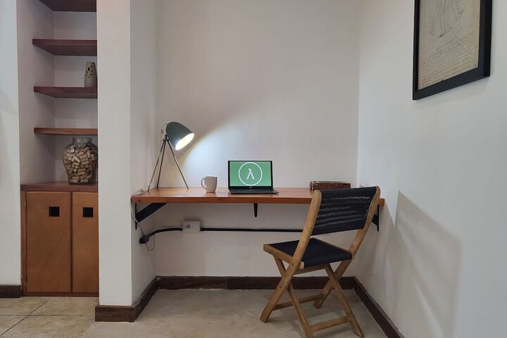 Room 5 of 79