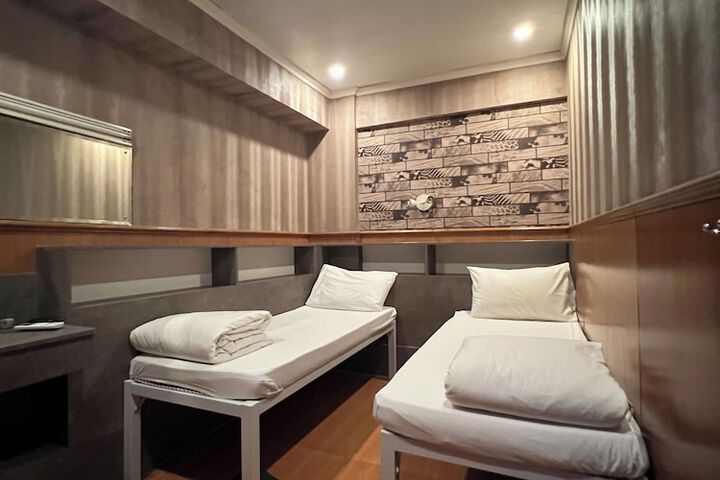 Room 20 of 30