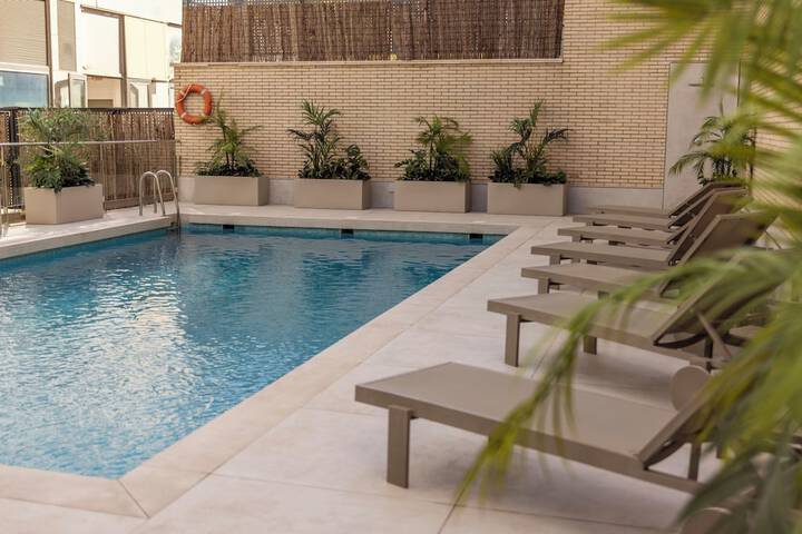 Pool Hotel
