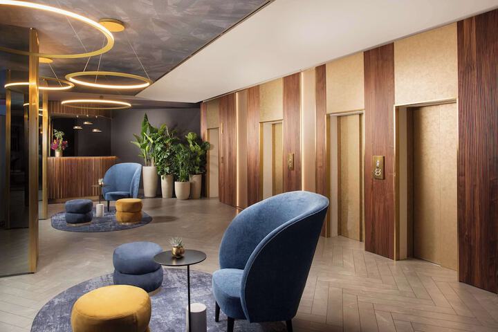 Guest Lobby