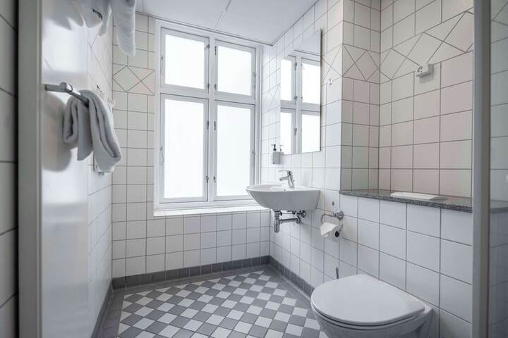 Clean Restrooms