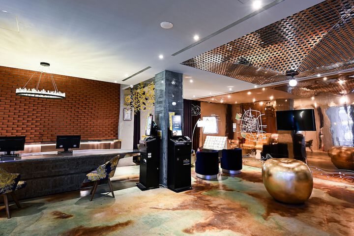 Hotel Interior 10 of 141