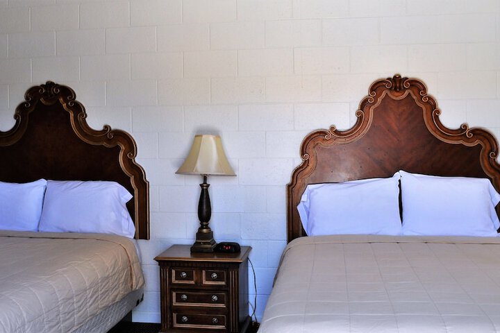 Room 2 of 23