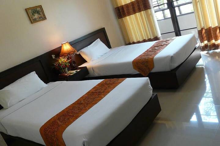 Room 4 of 60