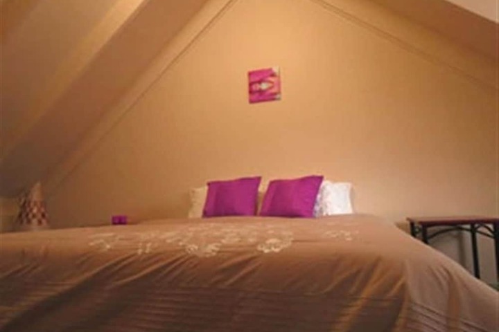 Room 2 of 19