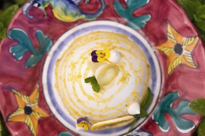 Dining 73 of 92
