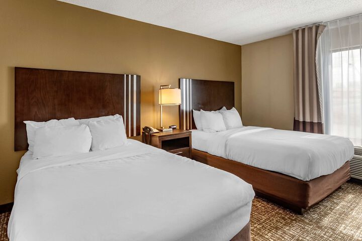 2 Double Beds (5 of 11)