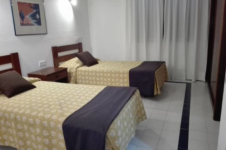 Room 7 of 50