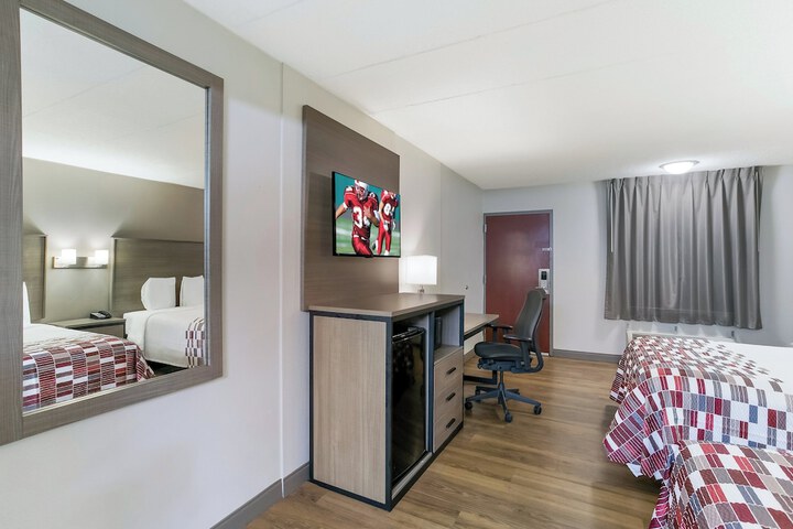 Deluxe 2 Double Beds (4 of 6)