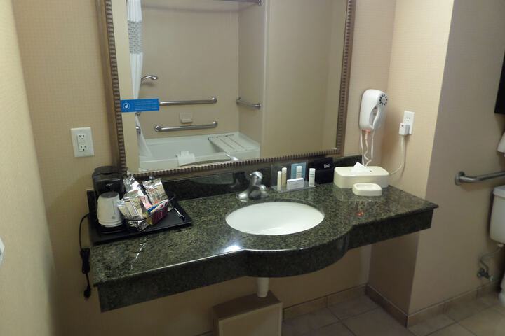 Bathroom sink