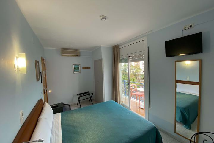 Room 18 of 63