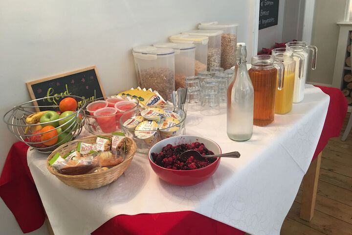 Breakfast/Coffee Service 46 of 67