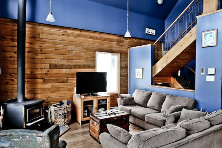 Le Domaine Adstock