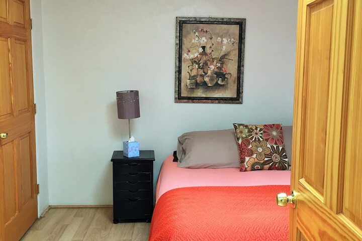 Room 11 of 80