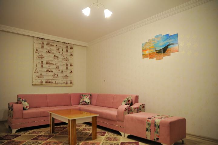 Room 17 of 28