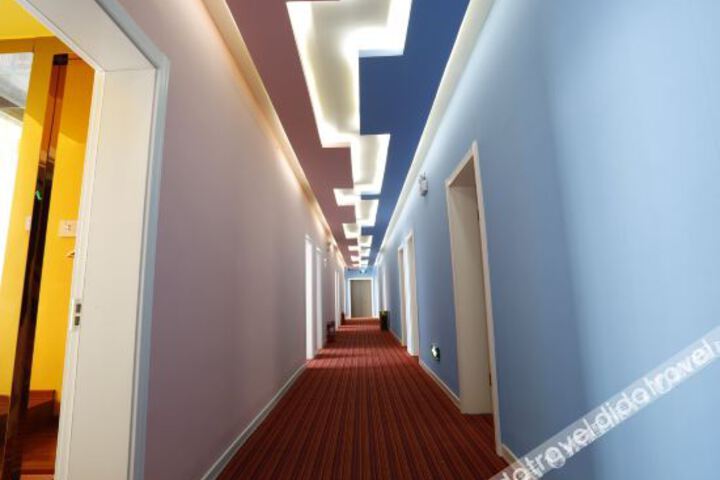 Hotel Interior 4 of 10