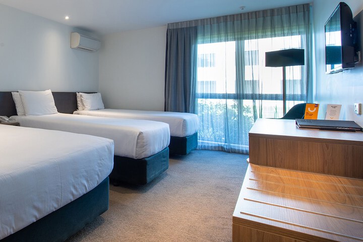 Room 13 of 68