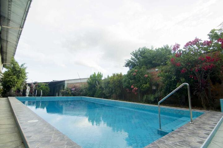 Pool 11 of 19