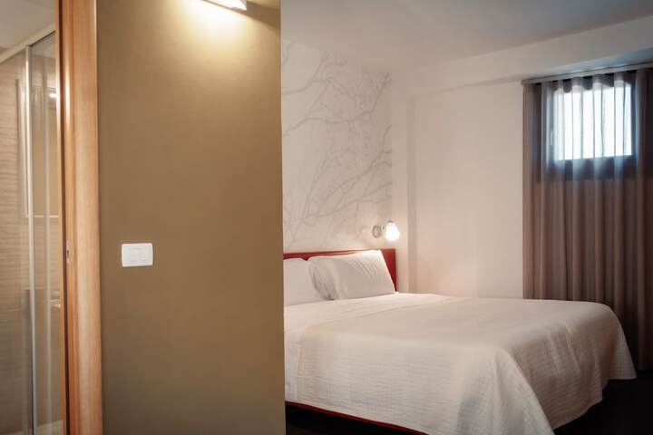 Room 13 of 89