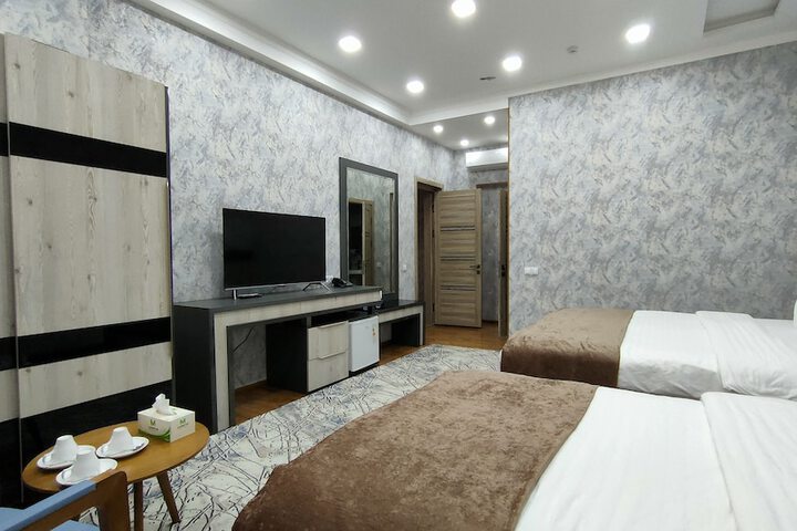 Room 28 of 95