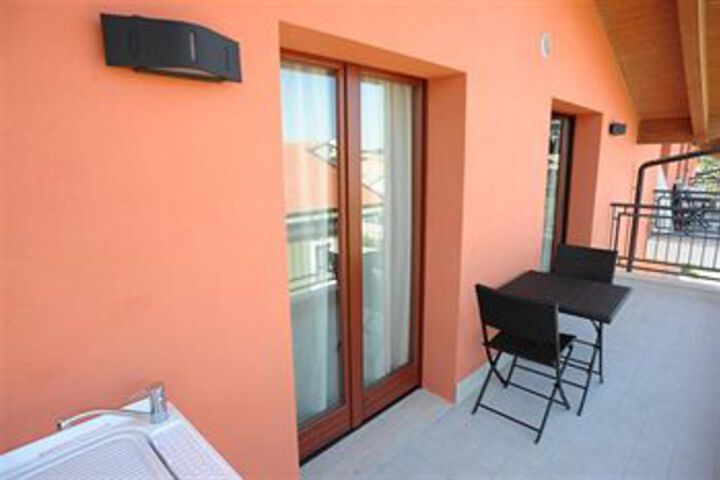 Terrace/Patio 24 of 25