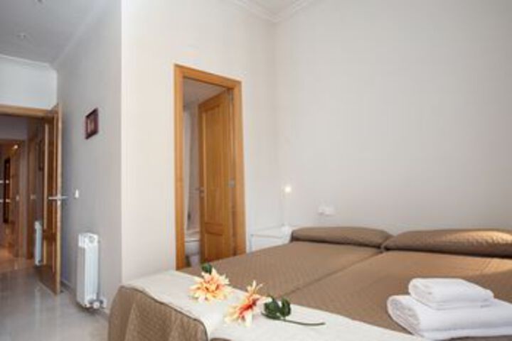 Room 9 of 21