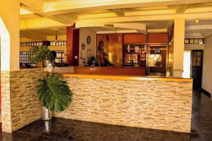 Kims Breeze Hotel Ltd and Choma Zone