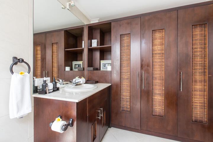 Bathroom Interior Photo